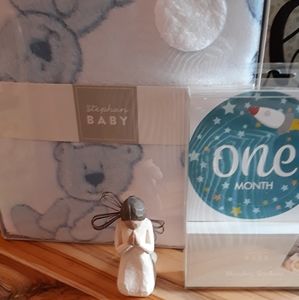 Stephan Baby Fleece Baby Blanket + 12 monthly stickers